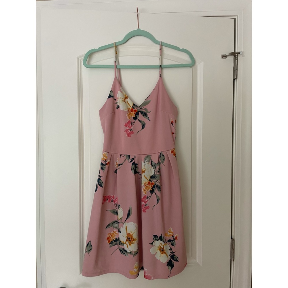 MONTEAU DRESS IN SIZE M